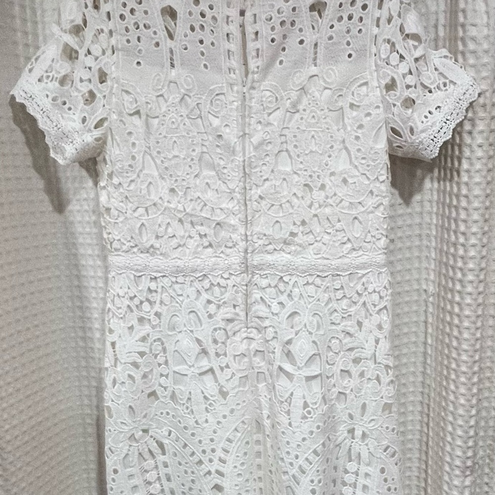 Girls (Size 16) Elegant Cream (off-white) Eyelet Dress with Full Slip Lining - Picture 9 of 12